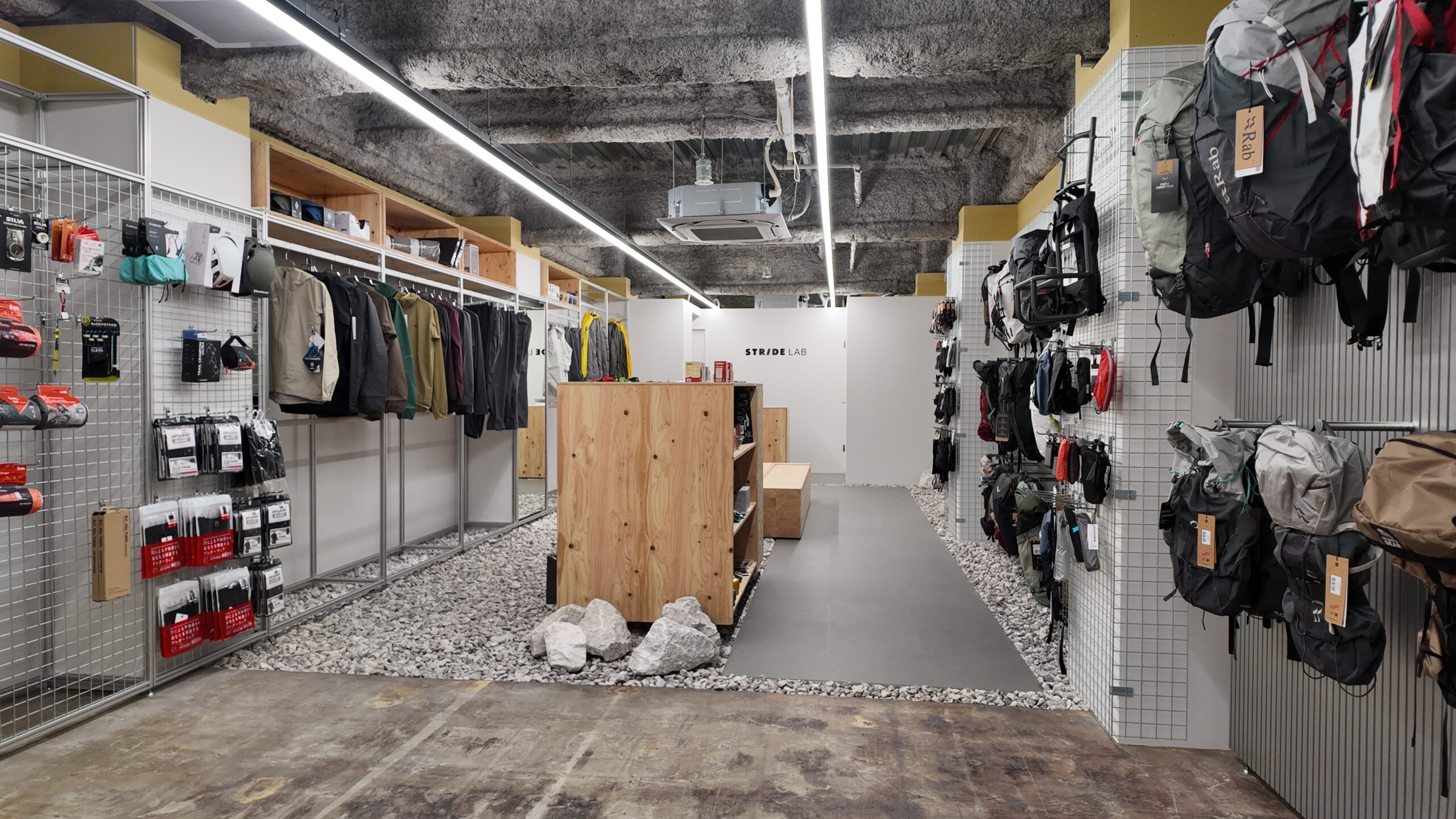 STRIDE LAB 天神店
